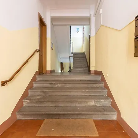 Ginestre Apartamento